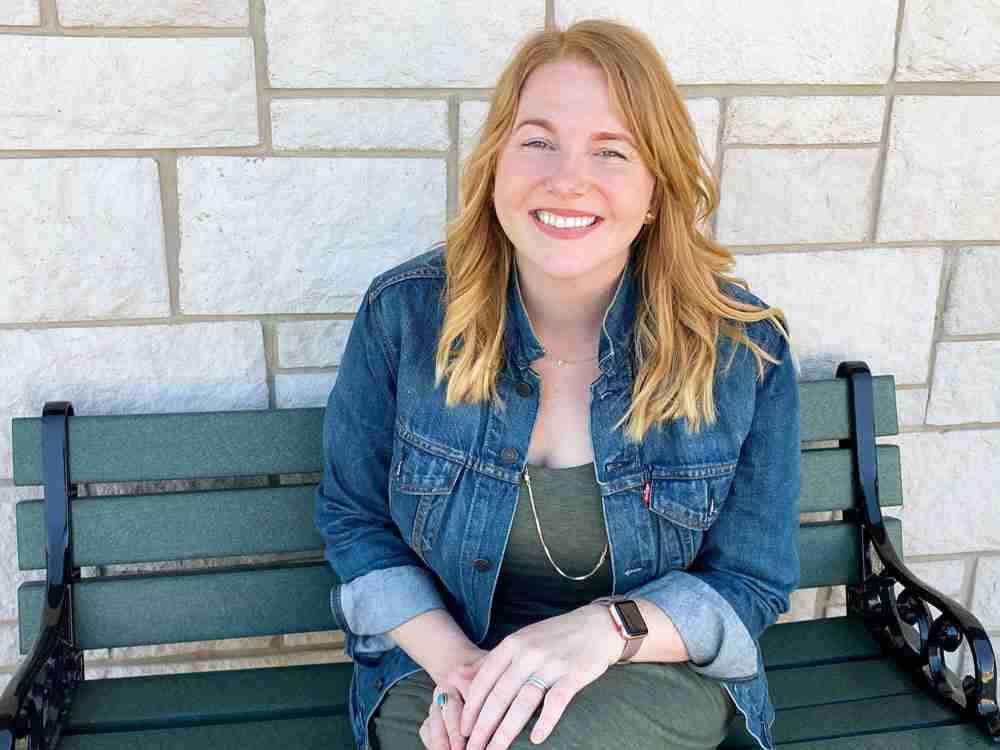 In The Arena Therapy - Rebecca-Holt